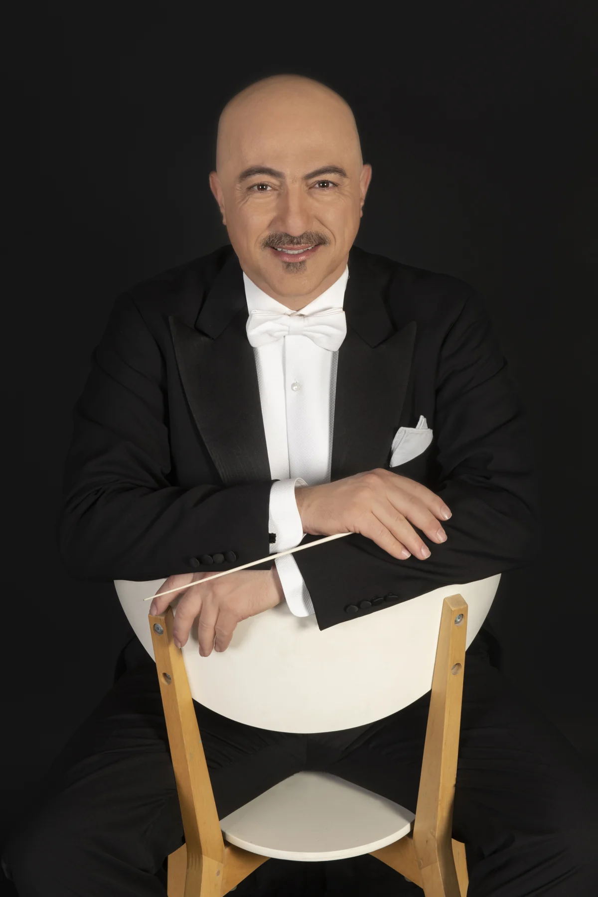 Hooman Khalatbari — Studioporträt 10